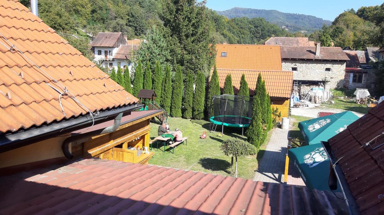 Penzion Pri Studnicke Omastina Buitenkant foto