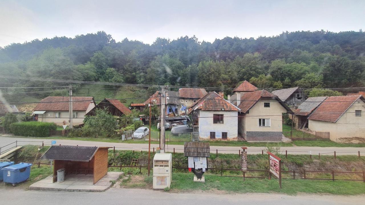 Penzion Pri Studnicke Omastina Buitenkant foto