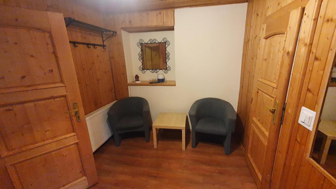 Penzion Pri Studnicke Omastina Buitenkant foto