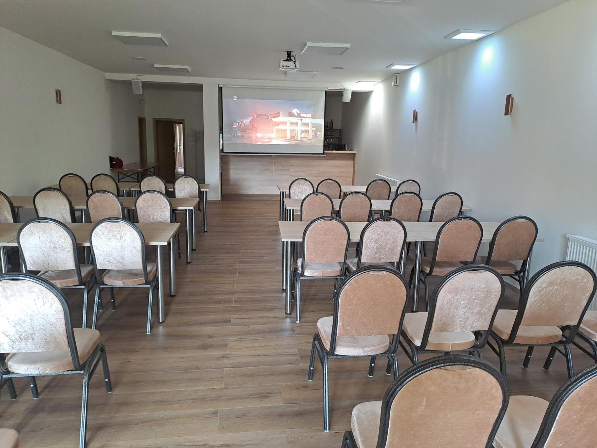 Penzion Pri Studnicke Omastina Buitenkant foto