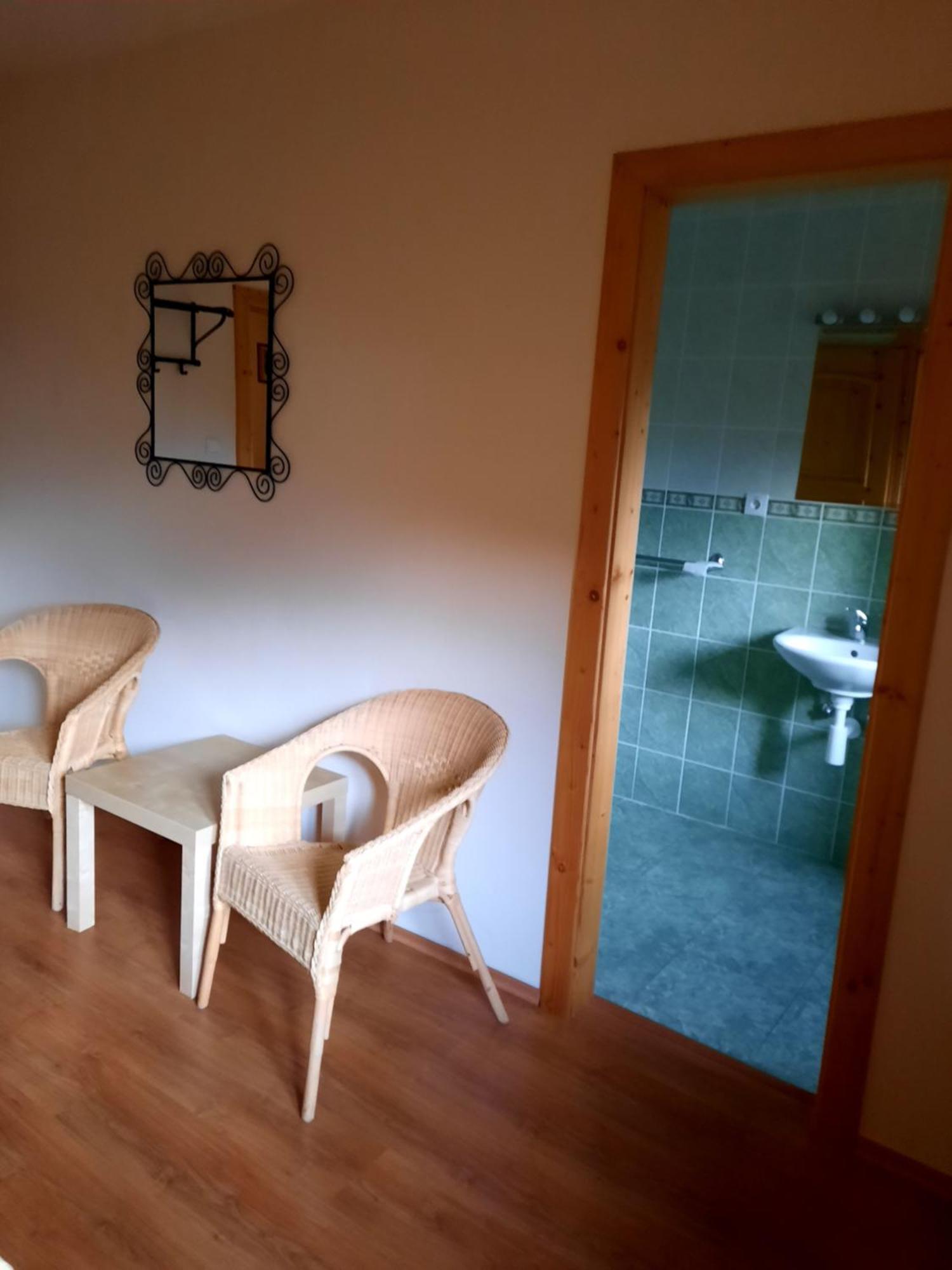 Penzion Pri Studnicke Omastina Kamer foto